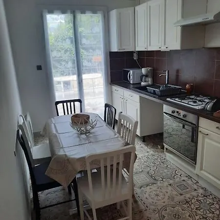 Maison Avec Jardin Holiday home