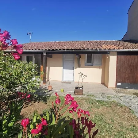 Maison Avec Jardin Holiday home